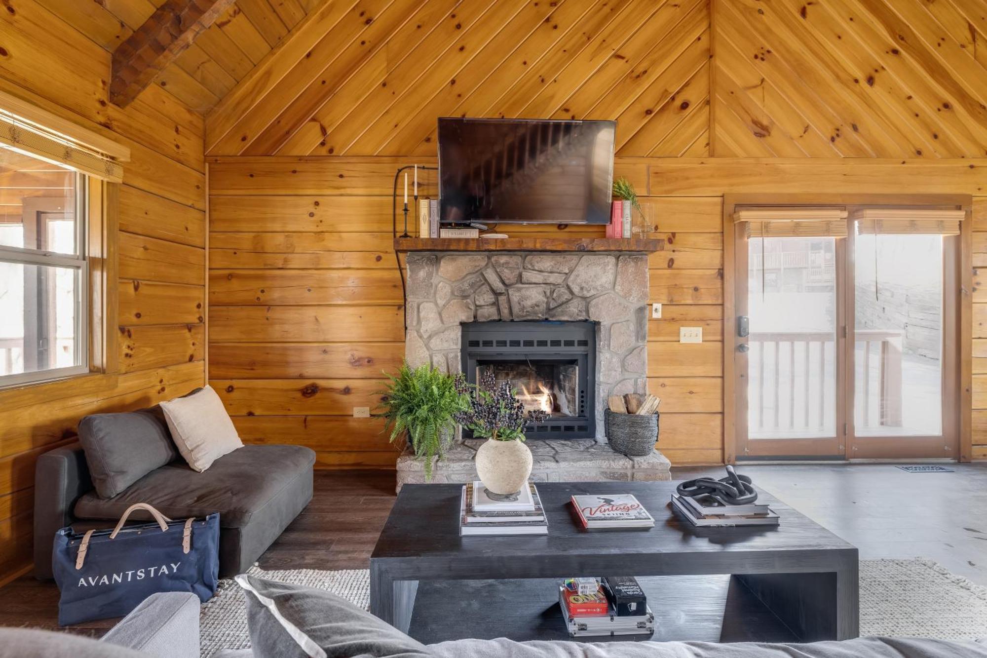 Dudley III By Avantstay Cosy Mountain Home W Hot Tub Great Views ピジョンフォージ エクステリア 写真